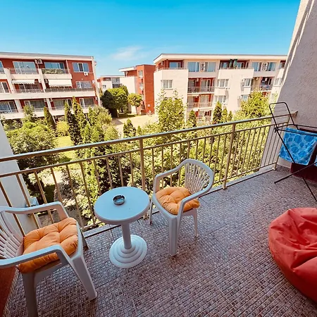Nessebar Family - Large Terrace, Pools * ساني بيتش